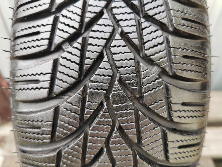 138) Opona - 175/65/14 - Lassa - 7.5mm - 1x2021 - Zimowa