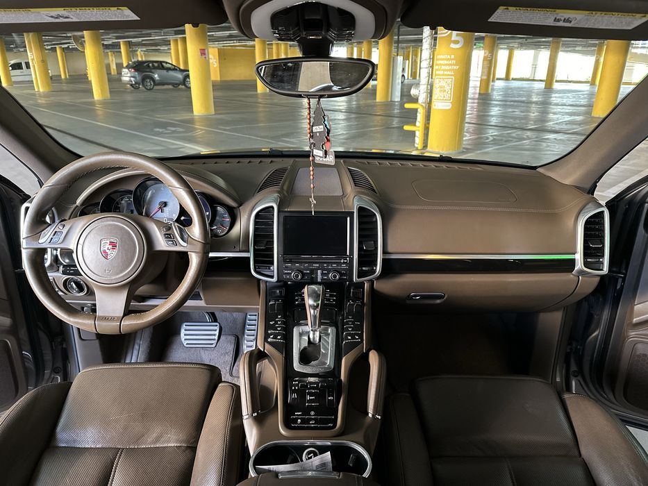 СРОЧНО Porsche Cayenne 958 в Хорошем Состоянии