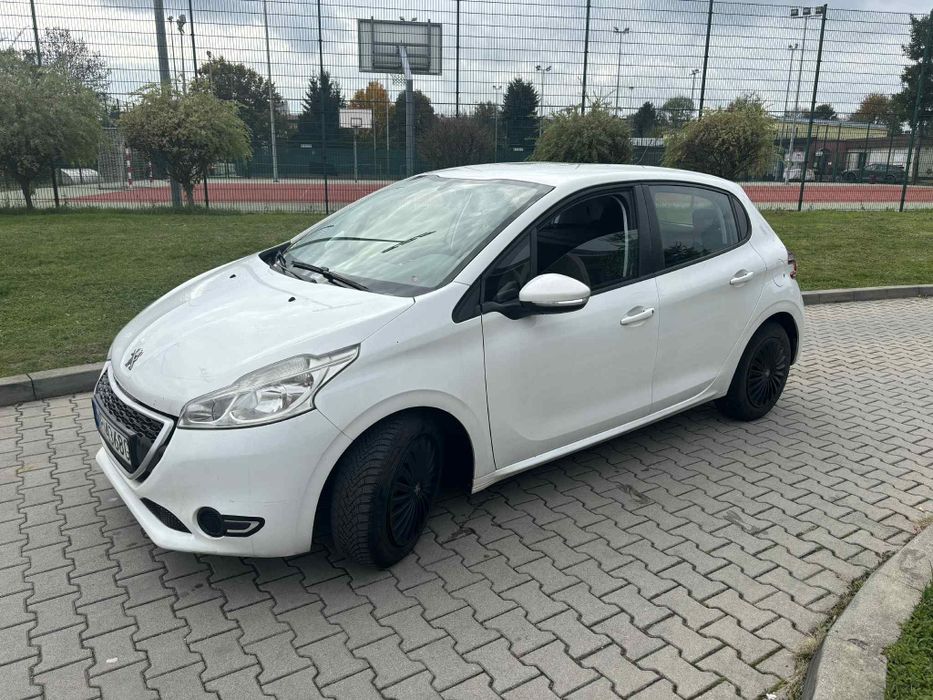 Peugeot 208 1.4HDI Vat-1