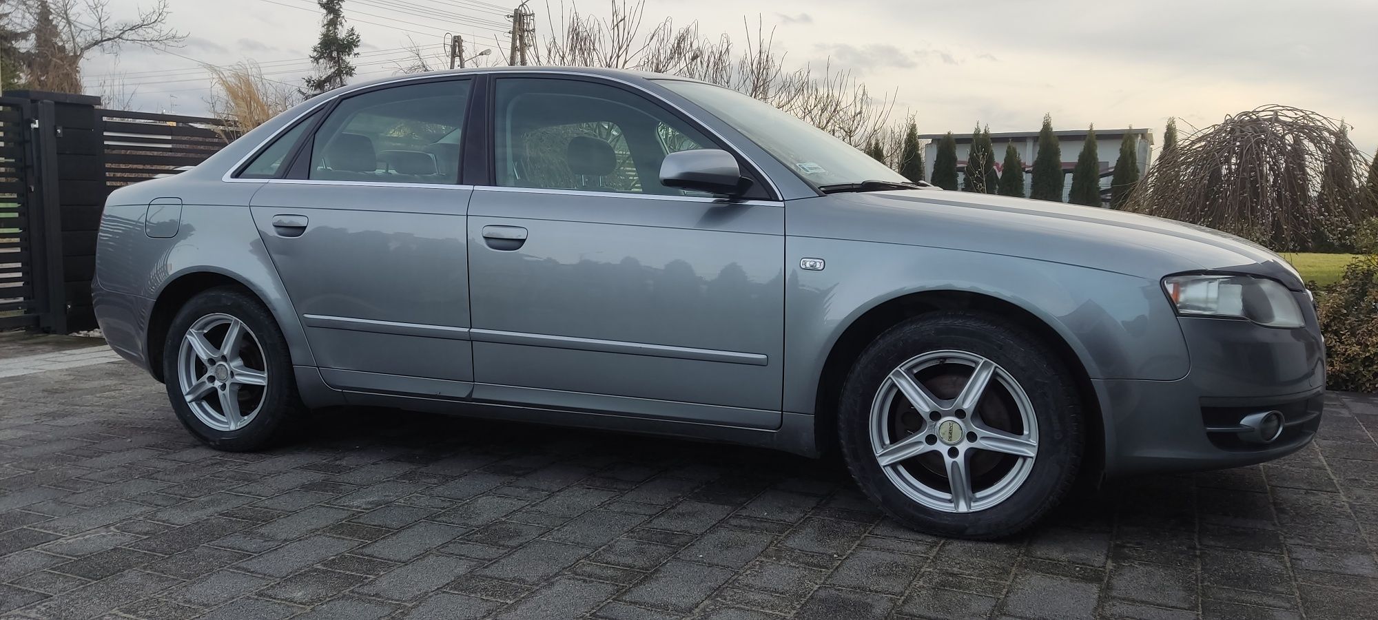 Audi A4 B7 2005 2.0 benzyna SLine