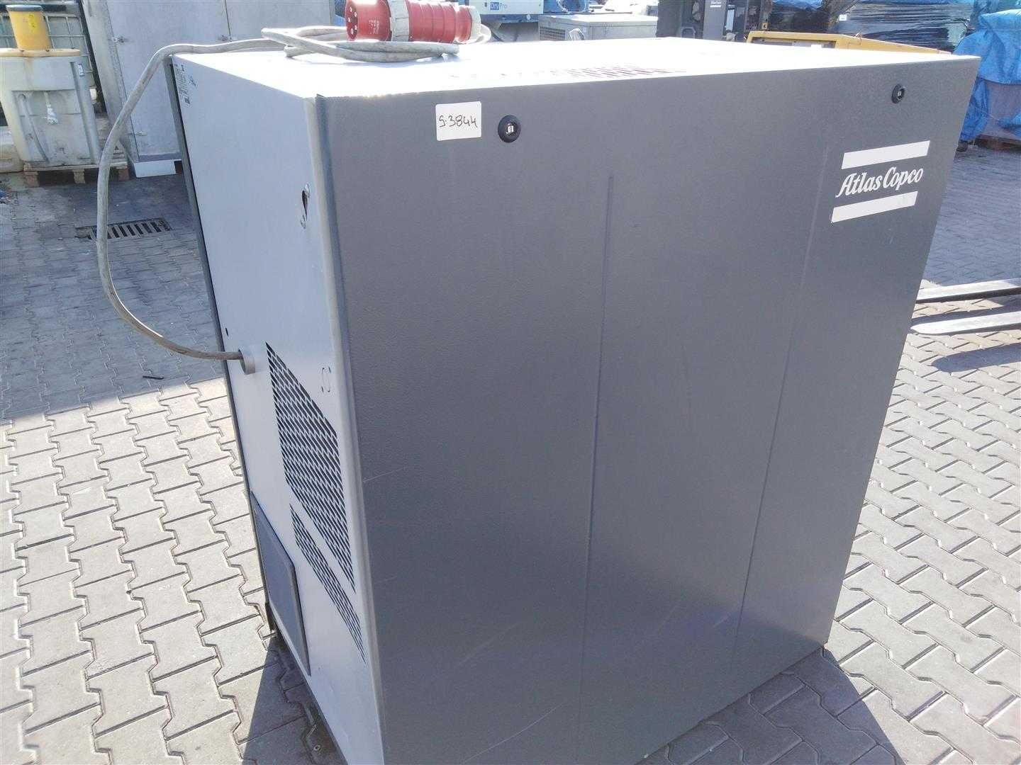 Sprężarka śrubowa Kompresor Atlas Copco GA18VSDFF 18,5KW 3,6m3 S003844