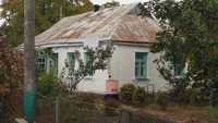 Продам цегляний будинок в селі Саливонки.