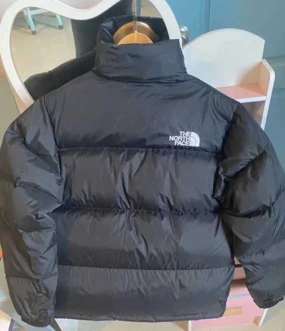 The North Face 1996 Retro Nuptse 700 M