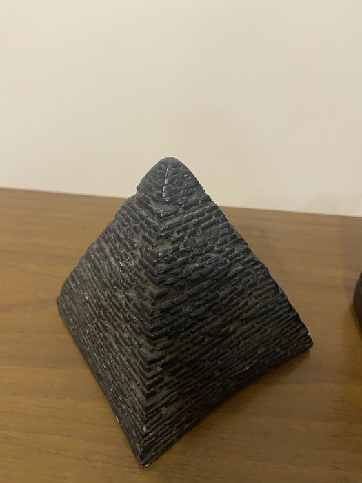 Піраміда пирамида Подарок подарунок статуетка з Єгипта