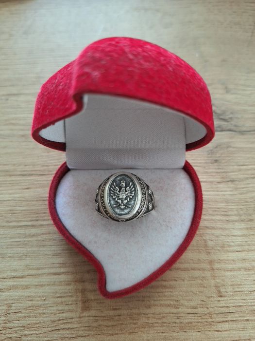 Srebrny sygnet z grawerem