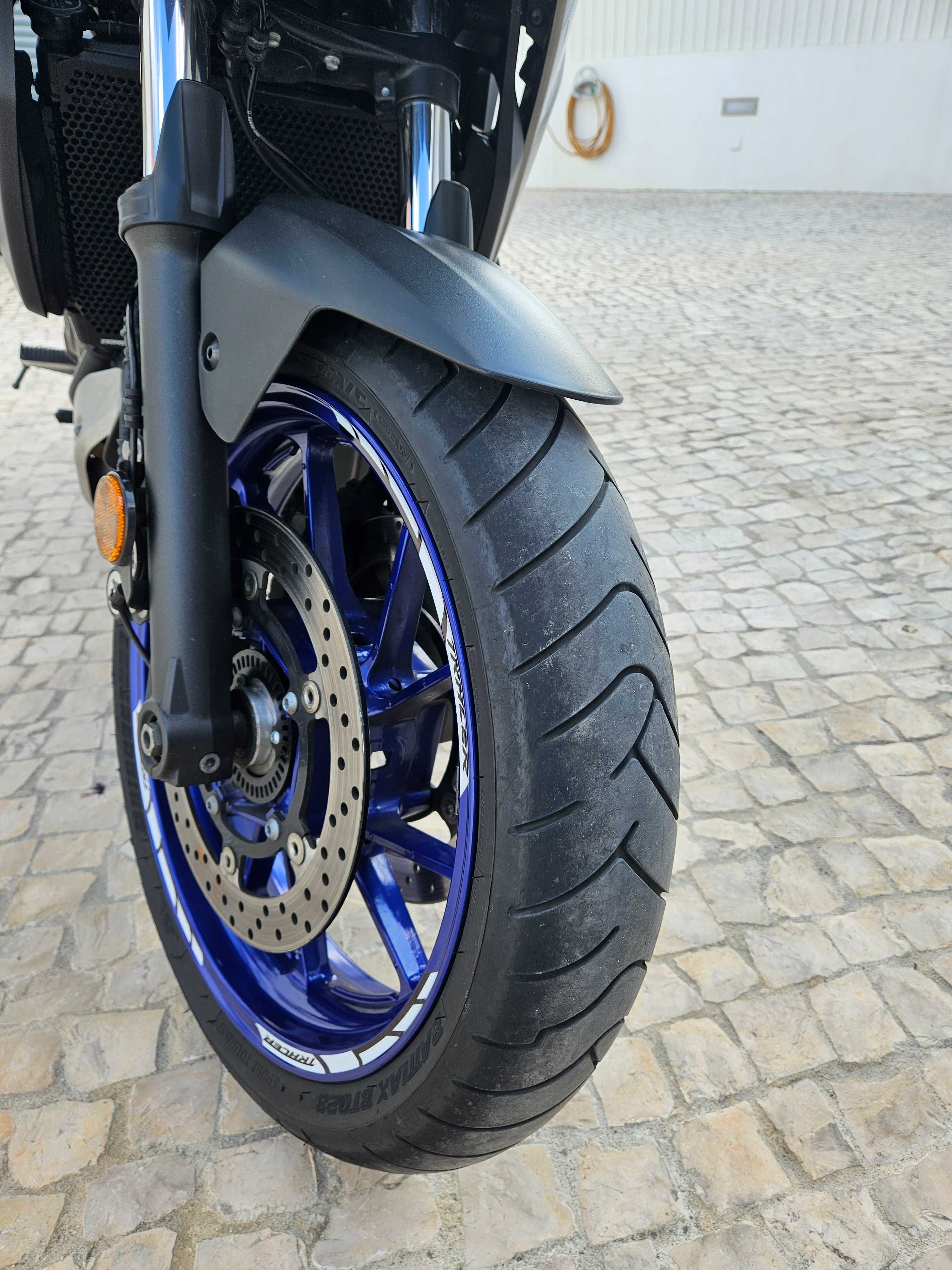 Yamaha tracer 7 de 2022, com 19000km