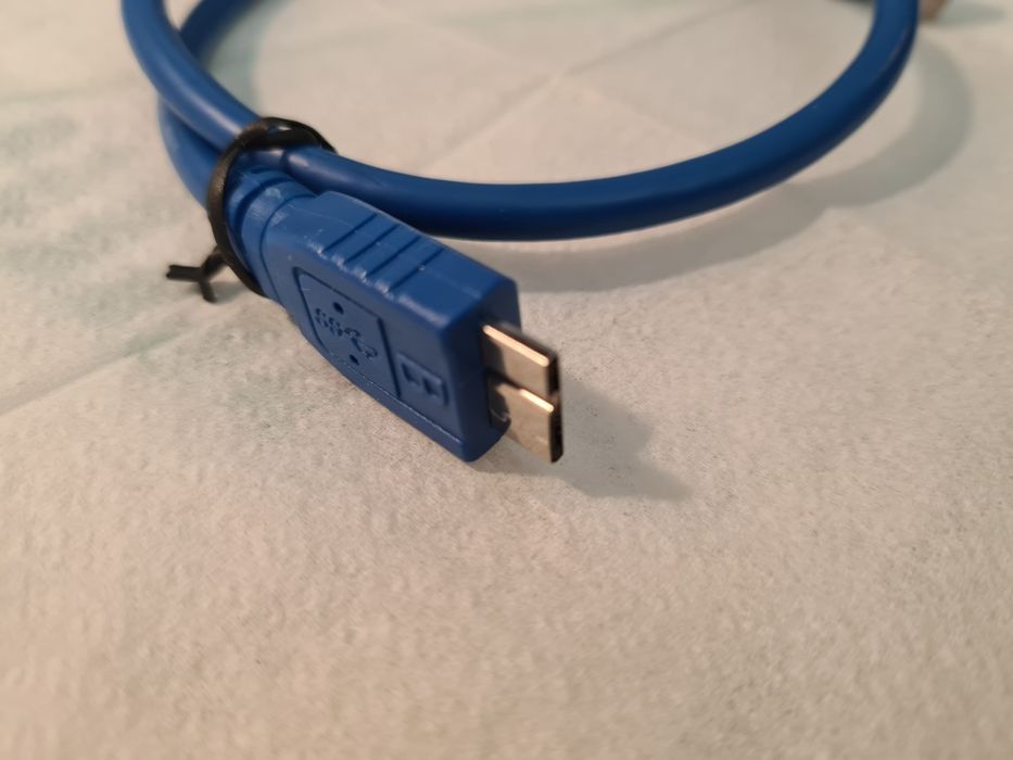 Кабель: для передачі данних USB 3.0