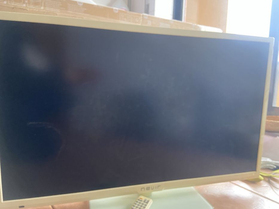 Televisor “nevir”
