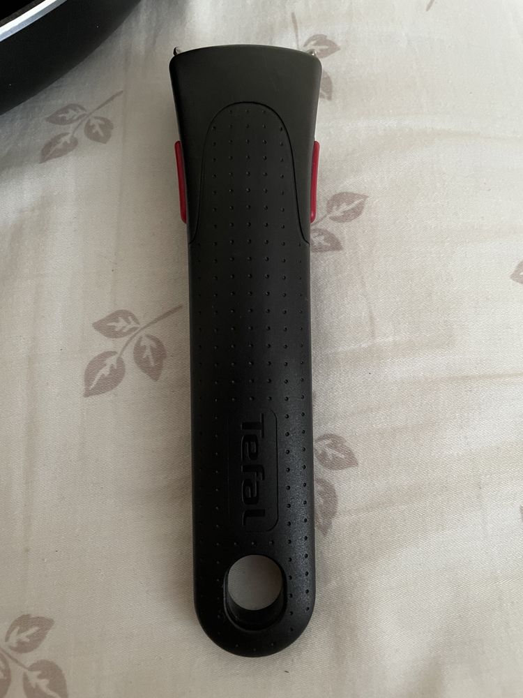 Zestaw 2 patelni tefal z uchwytem