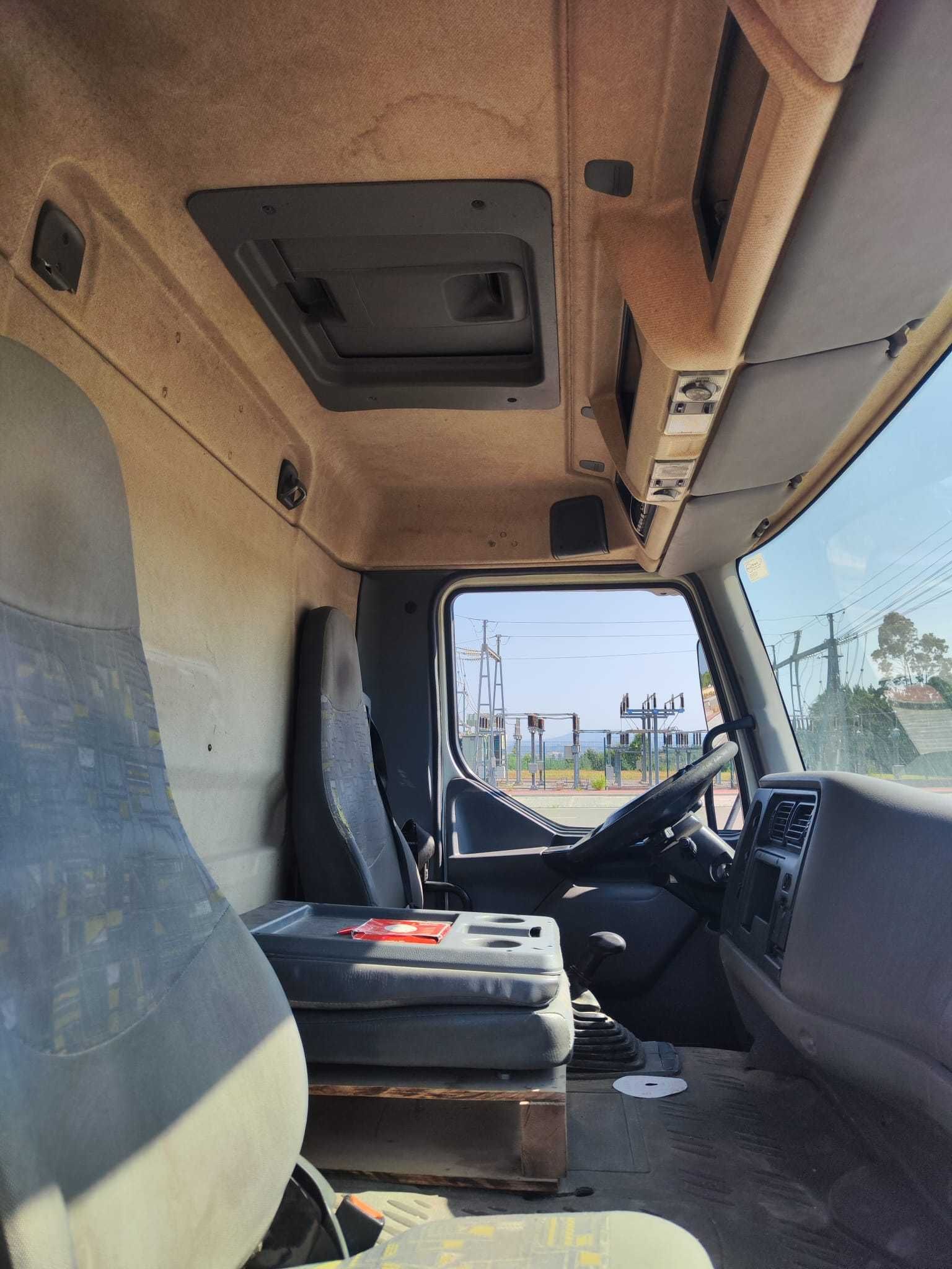 Renault Premium 270
