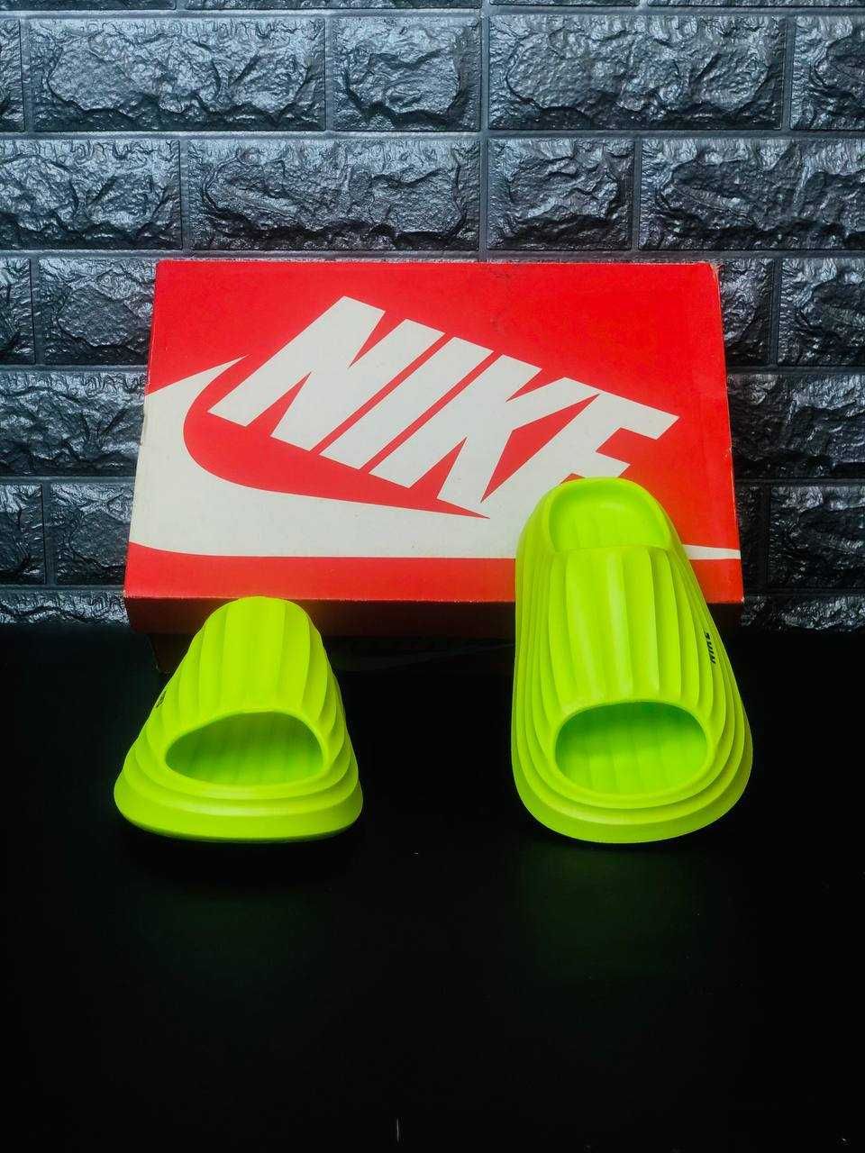 Шльопанці Nike жіночі Яскраві New collection! Тапочки Найк летние Хит!