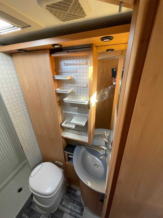 Mercedes/ Burstner perfilada nacional Star  T-680