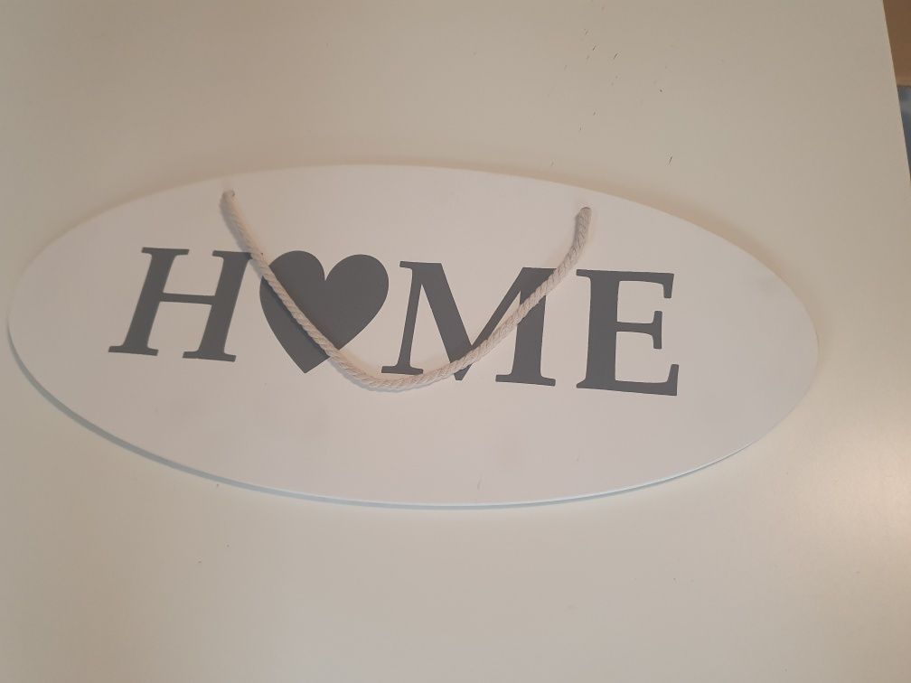 Napis home z mdf.