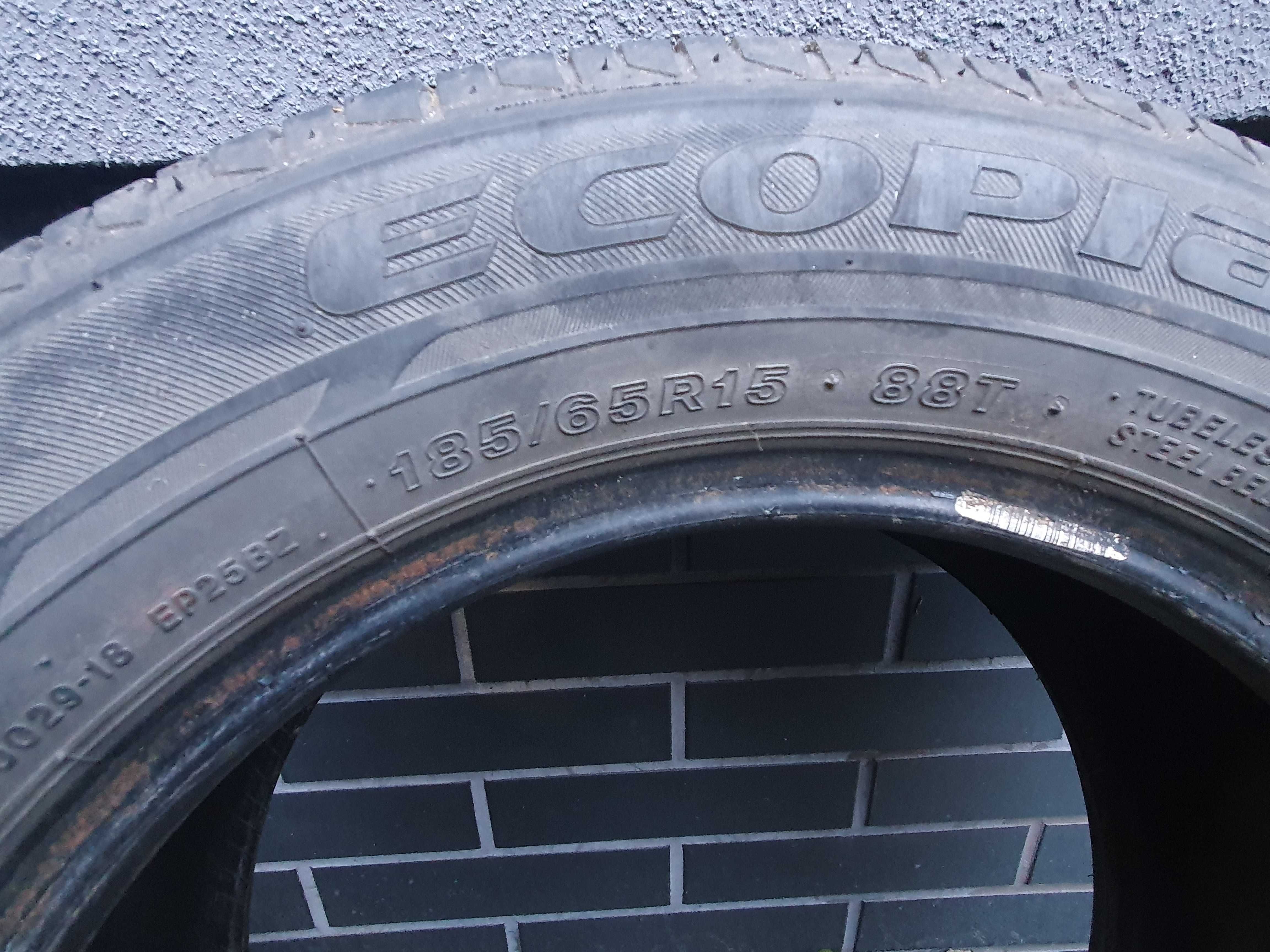 opony letnie 185/65 R15 2 x Barum Bravuris 2 x Bridgestone Ecopia