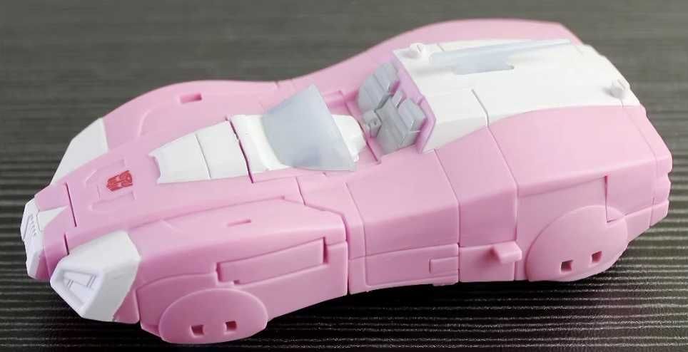 Трансформер Арсі Transformers War for Cybertron Deluxe Arcee Hasbro