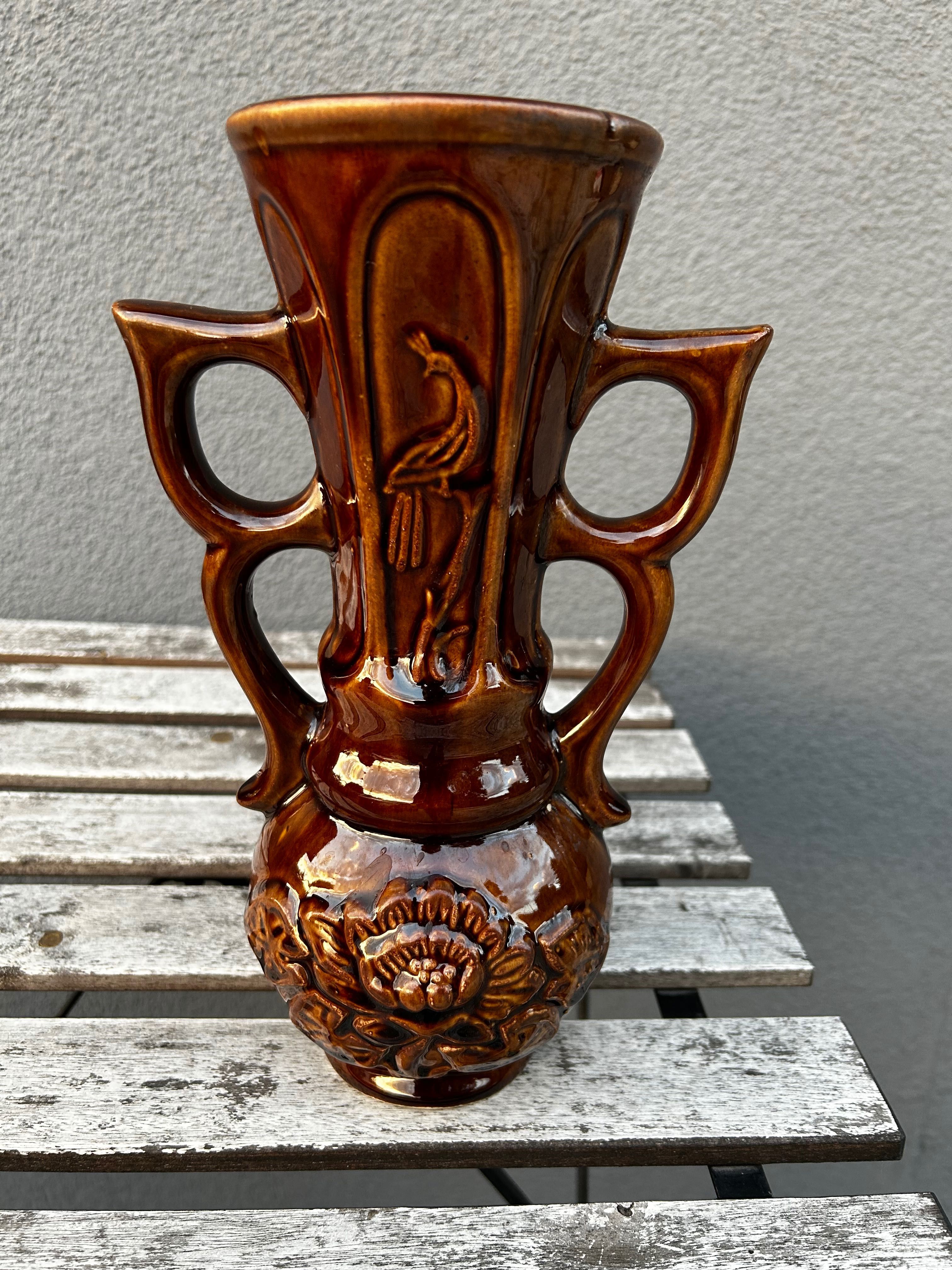 Brązowy ceramiczny wysoki wazon PRL
