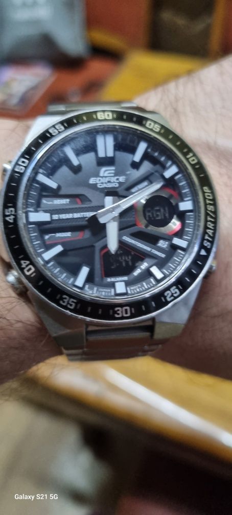 Продам  часы Casio efv-c110 edifice  с записной  книгой !