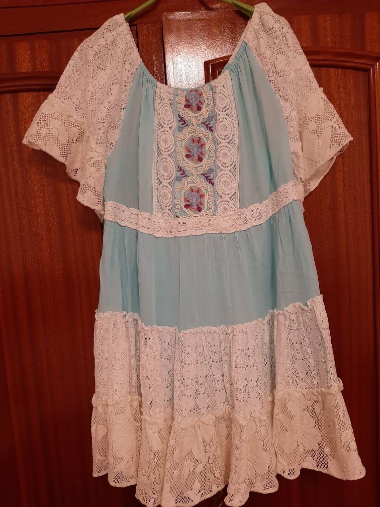 Túnica/vestido em algodão e renda