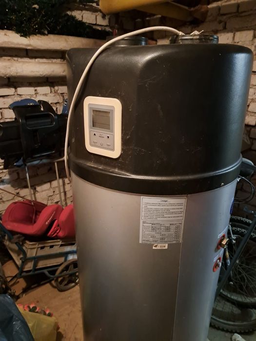 Pompa ciepła do podgrzewania wody Krommler BPC 250 – 250L