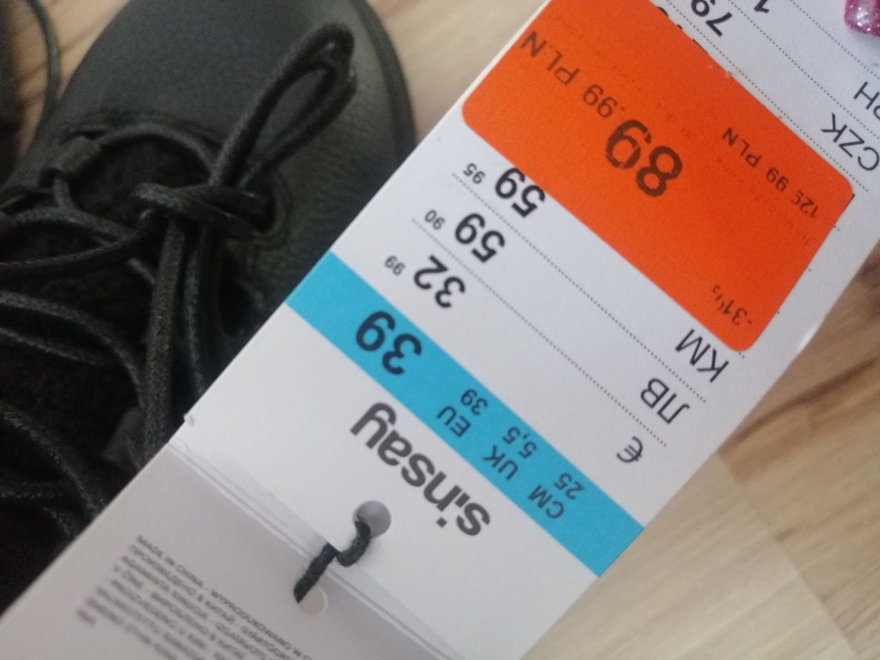 Nowe czarne ocieplane buty zimowe Sinsay 39