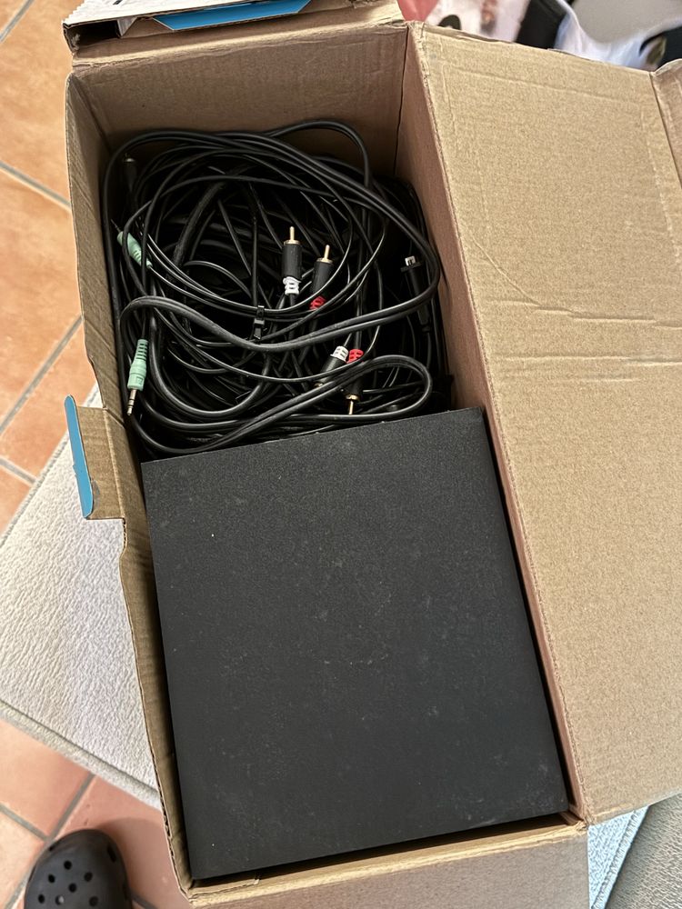 Colunas Logitech Z506 5.1