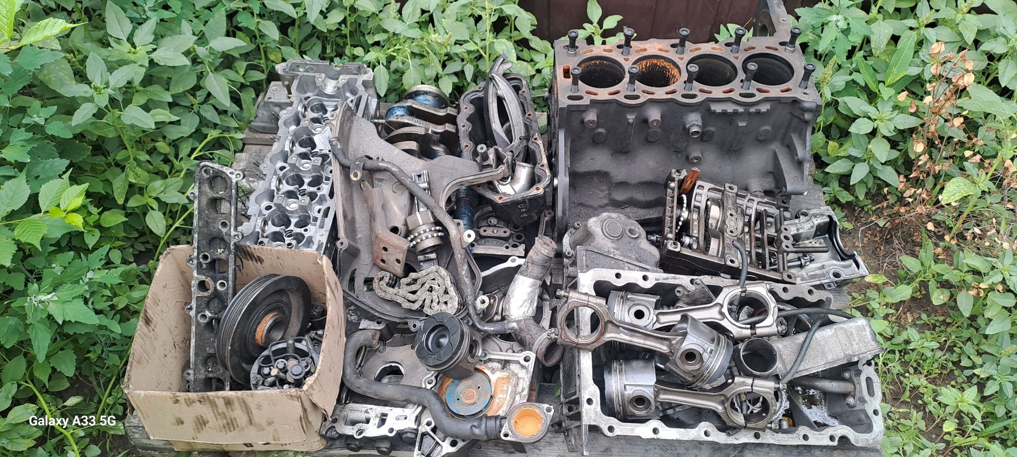 Продам два двигуни на опель фронтера