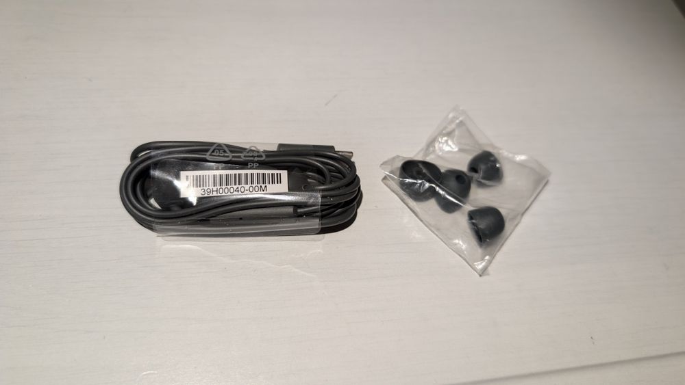 HTC USonic Earphones USB-C