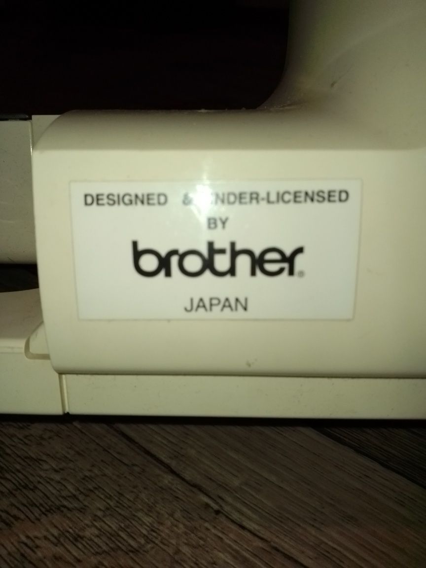 Продам швейную машинку Brother XR-36