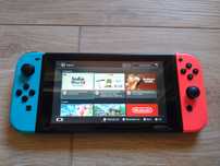 Nintendo Switch V2 + case + folia + microSD