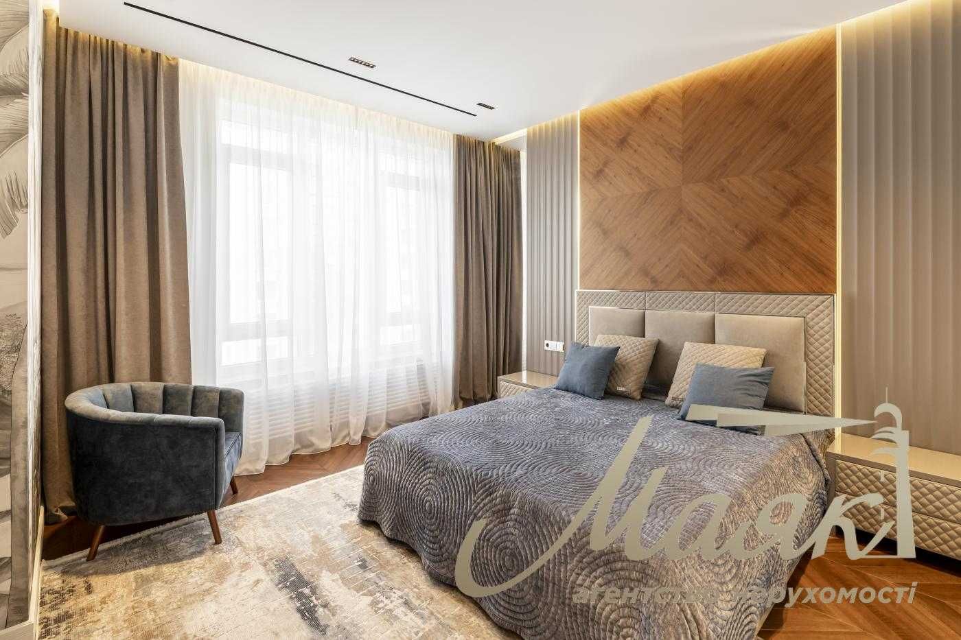 Продаж 3к квартири 122 м2 в ЖК «Бульвар Фонтанів», вул. Саперне Поле