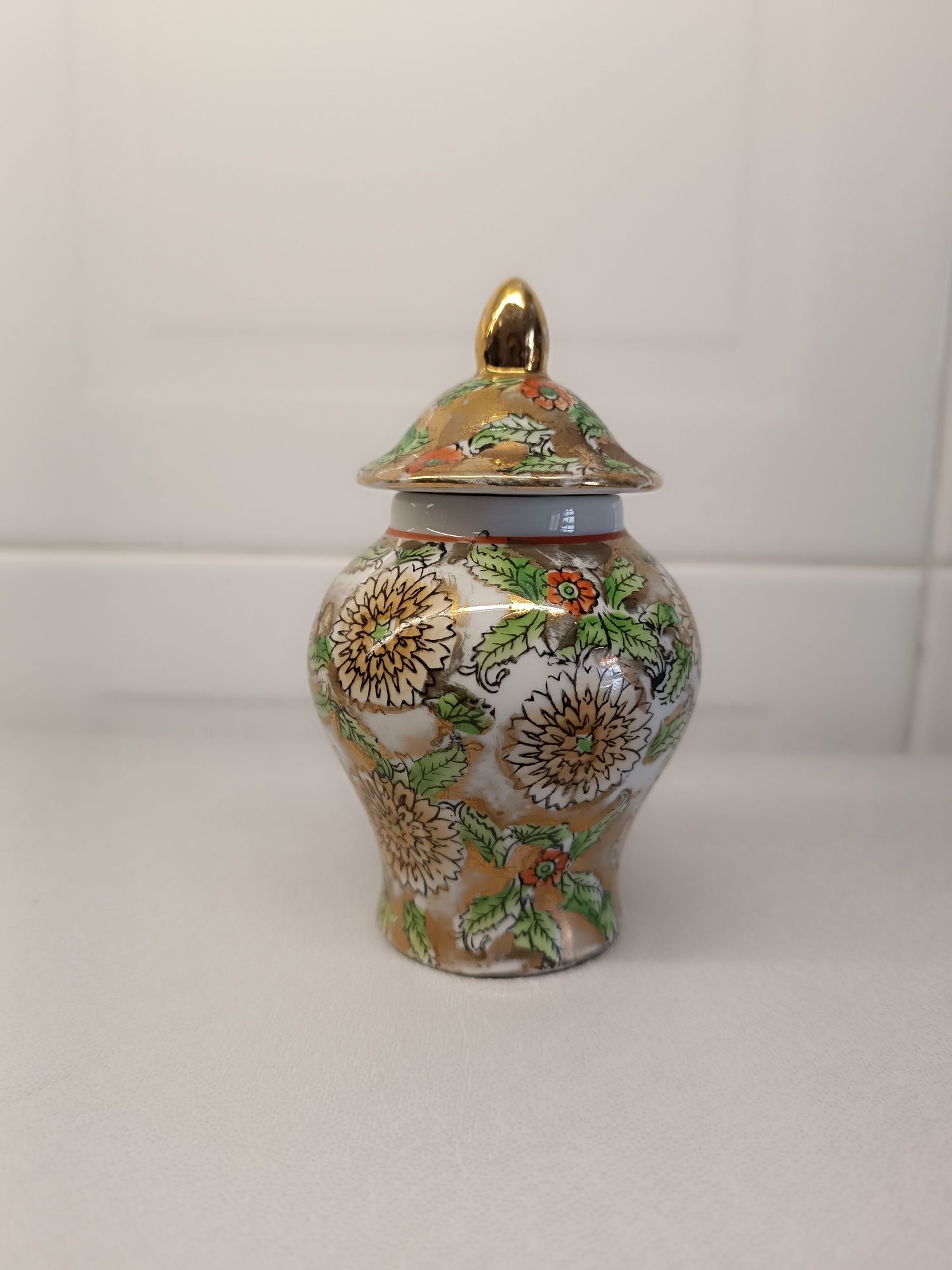 Pote Porcelana Oriental. Vintage. 12 cm. Excelente Estado