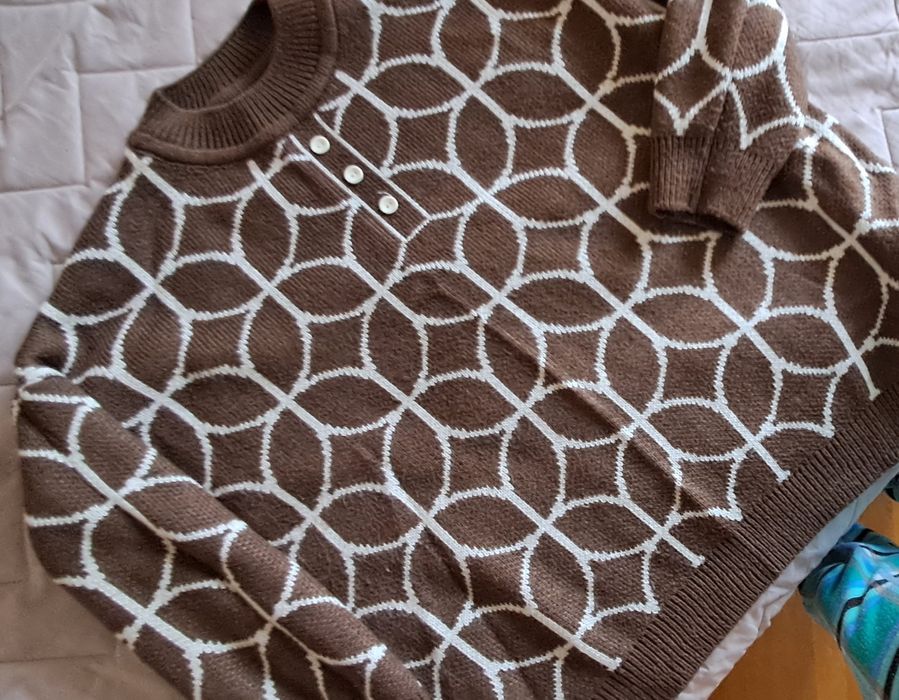 Оверсайз светр від Arjen