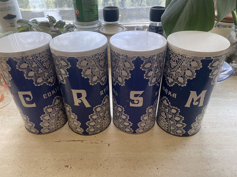 Pojemniki na żywność lata 70 XX wieku  PRL super stan