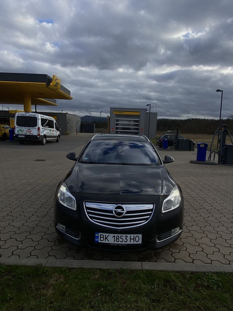 Opel Insignia 2011