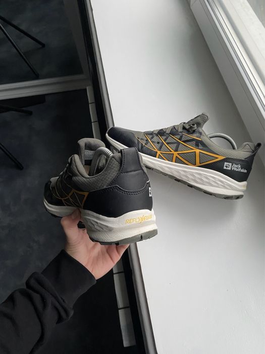 Оригінал! Кросівки Jack Wolfskin. Ідеальний стан! Розмір 44 (27,2 см)