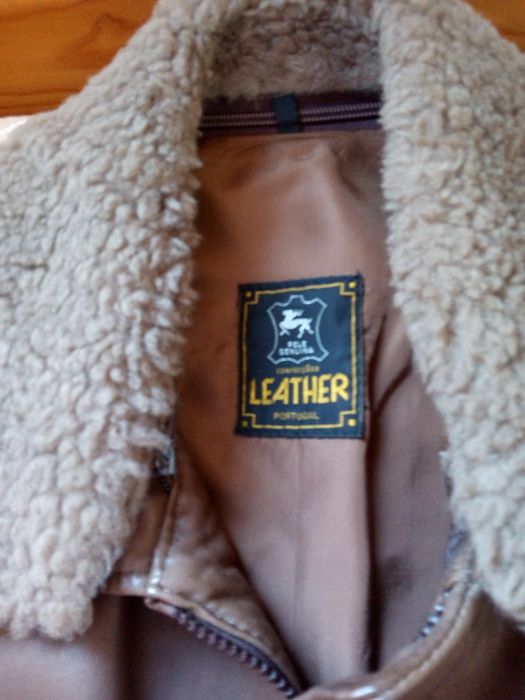 Blusão pele genuína para homem com gola pêlo sintético