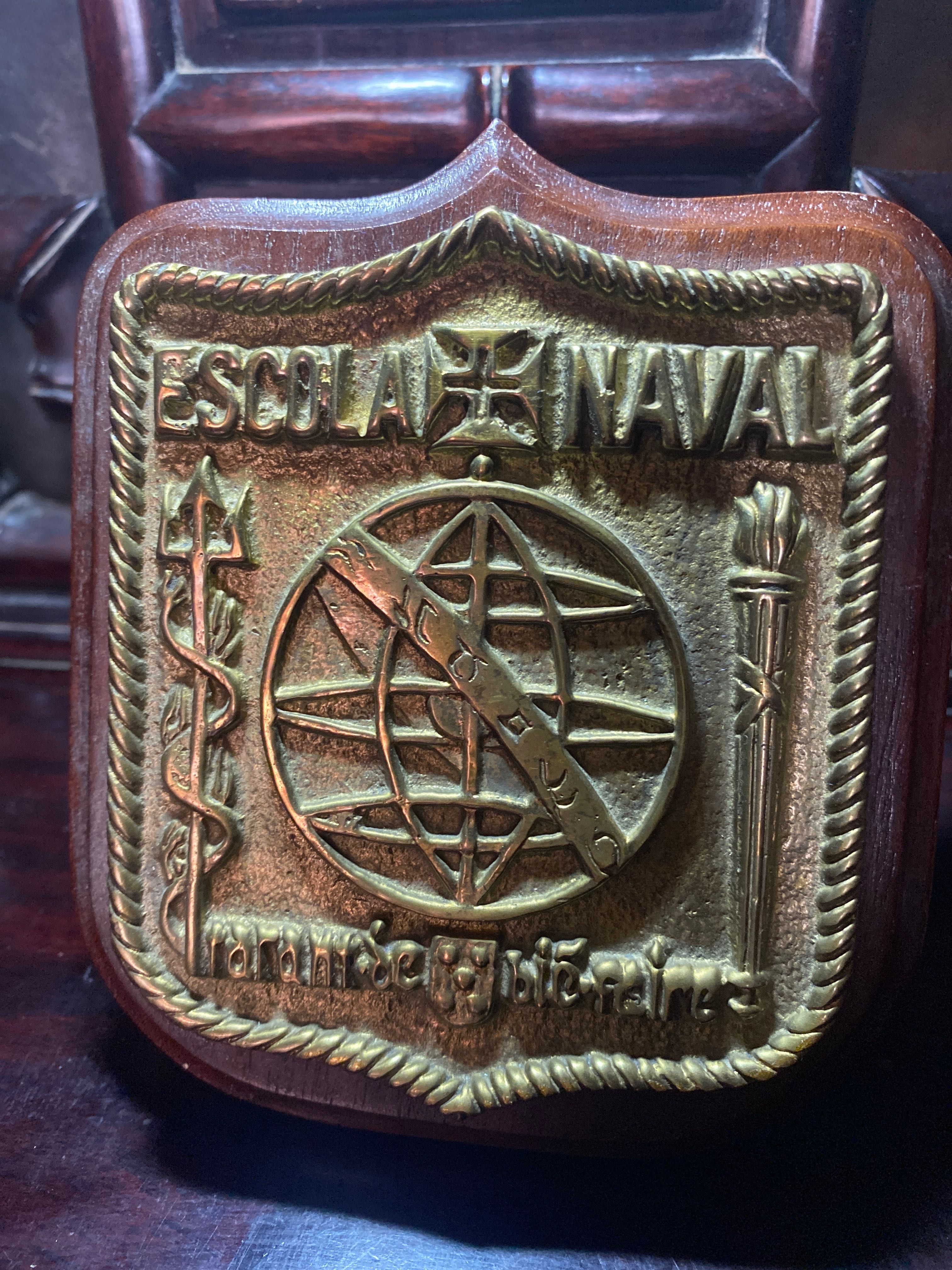 Medalha Brasão Bronze Escola Naval Prenda Comandante do Navio 12 cm