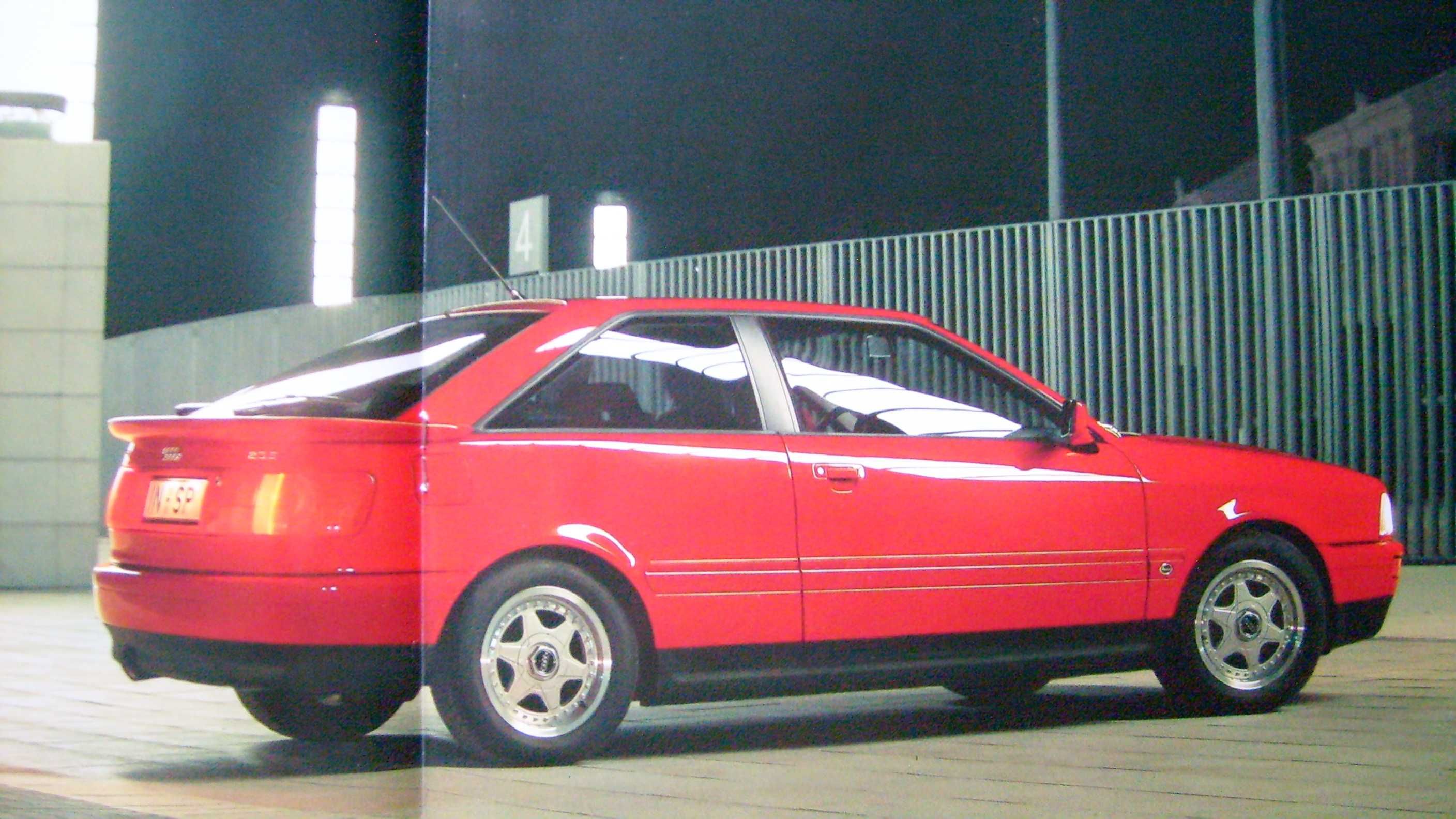 AUDI COUPE (B4) 1991 / obszerny prospekt 44 strony + dodatki, stan BDB