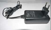 Zasilacz impulsowy wtyczkowy 12V  2A  24W wtyk 5,5 x 2,1 mm