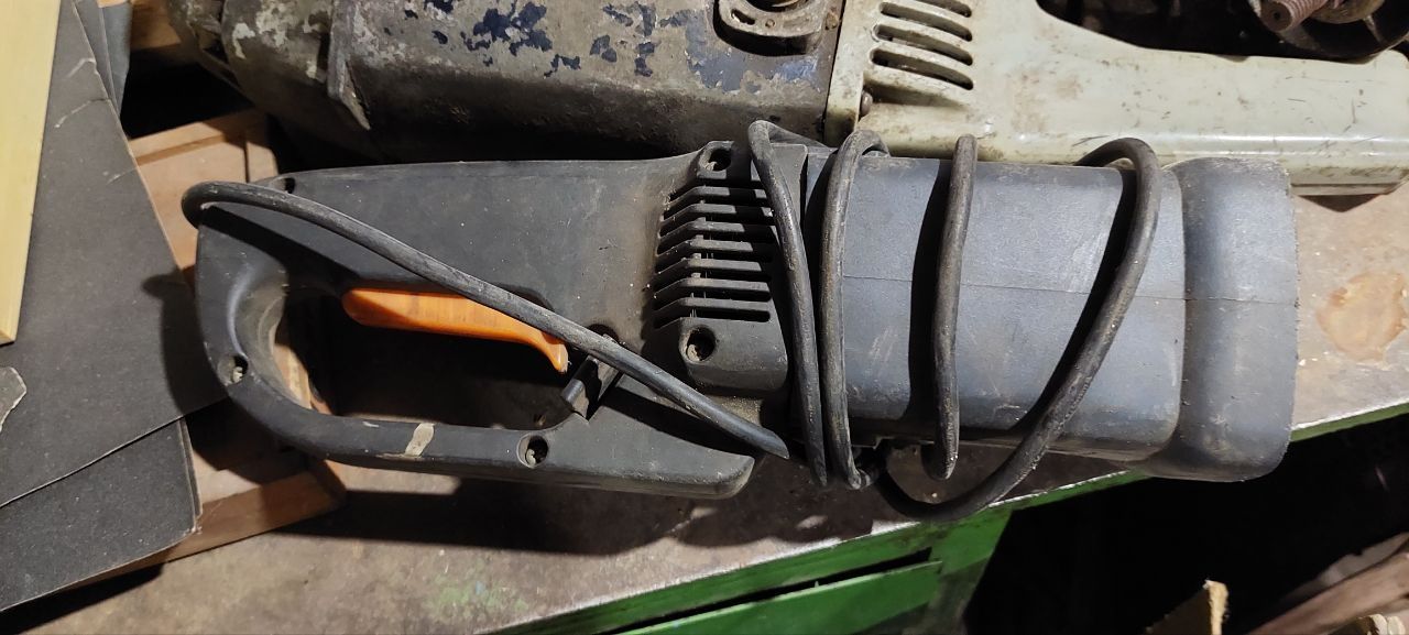 Болгарка Элпром, Black&Decker, Ferm Fag-230 - запчасти и корпуса