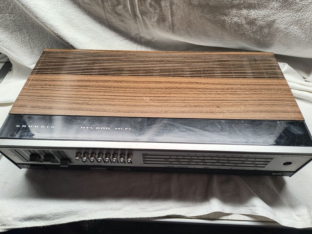 Amplituner Grundig RTV 800