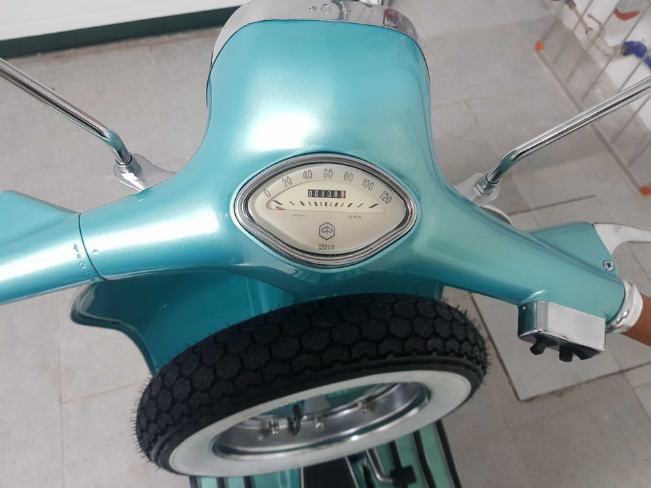 Atenção colecionadores de Vespas clássicas-Pérola para a vossa coleção