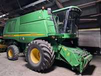 John Deere 9880 STS  John Deere 9880STS Heder 7 m.
