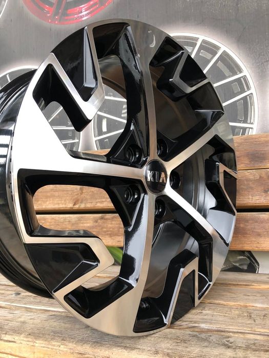 777 Новые диски R18 5/114.3 Kia Hyundai Nissan Mitsubishi Toyota