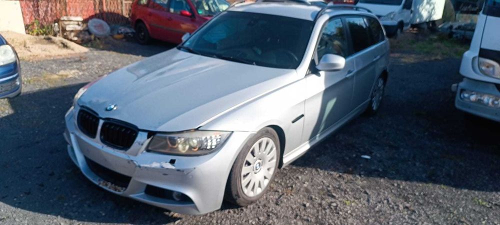 BMW e91lift  320d N47 177KM Xenon Navi