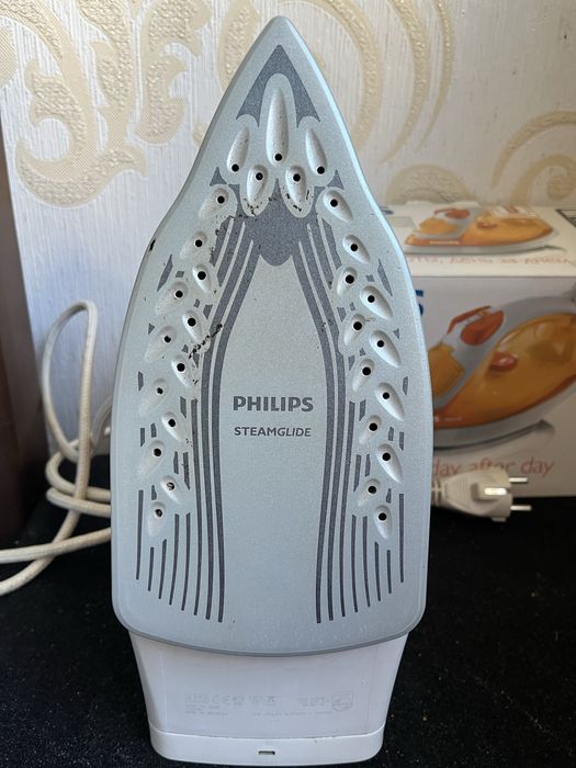 Праска Philips робоча