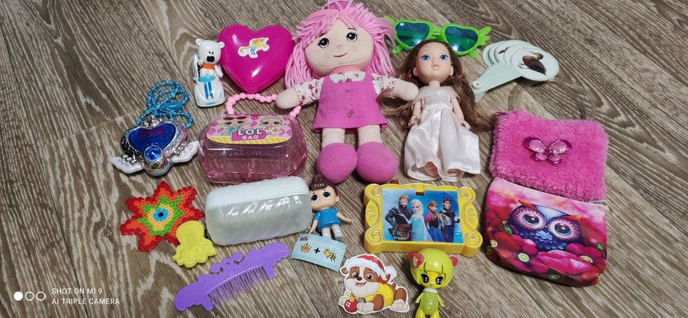 Продам набір для дівчинки