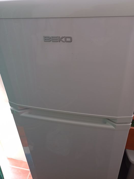 Vendo frigorífico em bom estado a funcionar perfeitamente