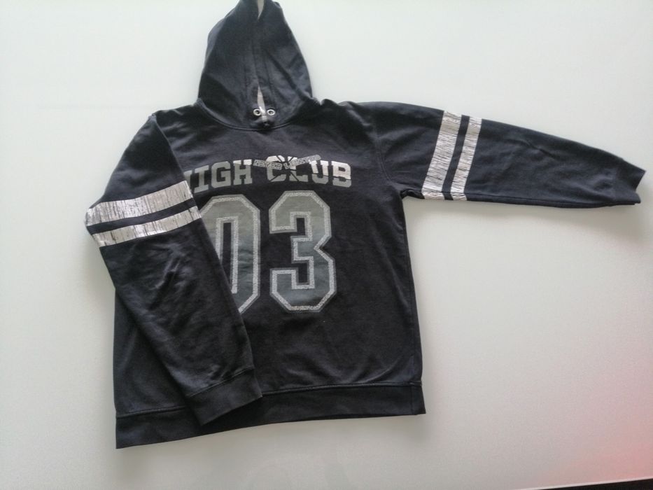 Sweatshirt preta rapaz