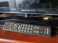 Telewizor marki Sony Bravia 43 cal plus pilot